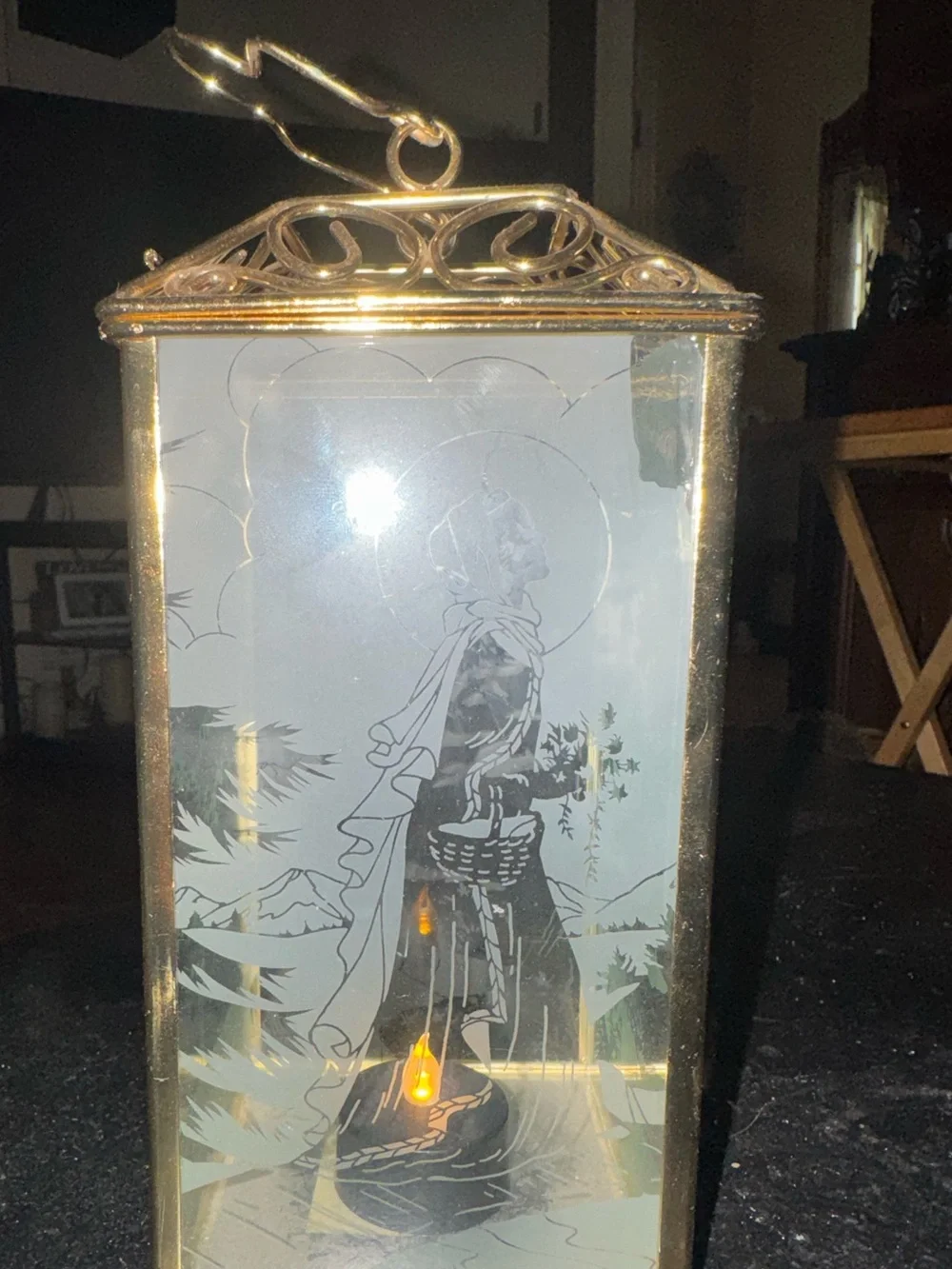 Ethereal lantern